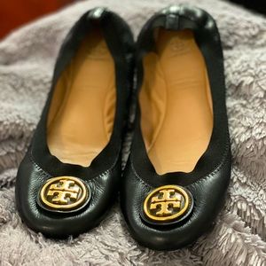 💝SOLD💝tory burch size 61/2 (fits 5 1/2- 6)